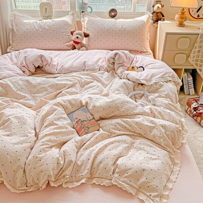 91家纺网 家纺一手货源 找家纺 梦纤绒 2025新款云感木棉皱皱双层纱全棉花边四件套 初恋