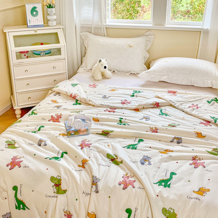 91家纺网 家纺一手货源 找家纺 小叮当家纺仓储工厂店 2025新款A类母婴级宝宝被子豆豆绒牛奶针织棉被子大豆被春秋被秋冬被婴童被夏凉被 牛奶针织被-小鳄鱼