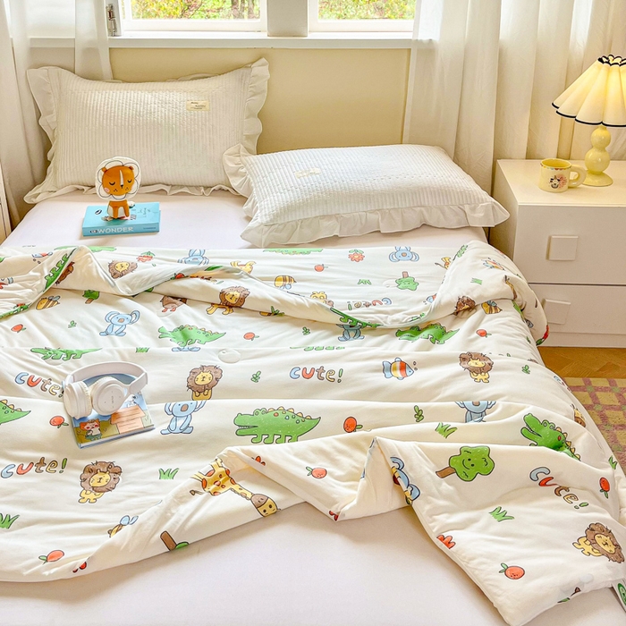 91家纺网 家纺一手货源 找家纺 小叮当家纺仓储工厂店 2025新款A类母婴级宝宝被子豆豆绒牛奶针织棉被子大豆被春秋被秋冬被婴童被夏凉被 牛奶针织被-狮子派对