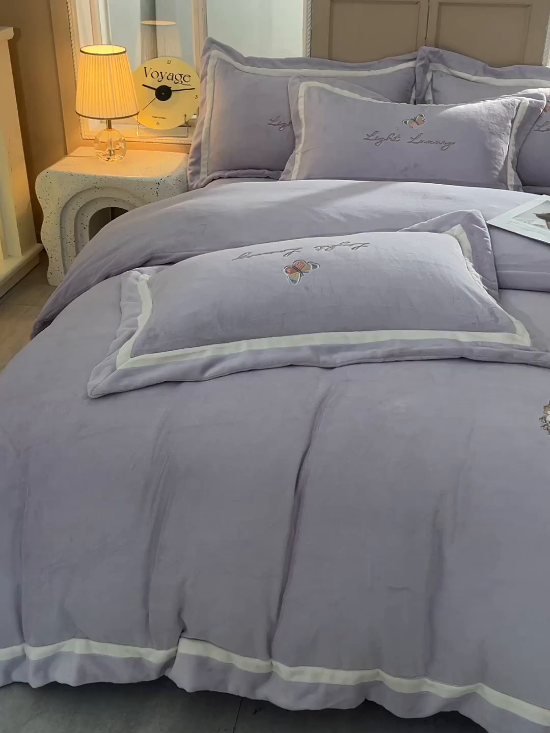 91家纺网 家纺一手货源 找家纺 （总）柔享家（原芷澜家纺） 2025新款A类高克重全消光牛奶绒刺绣四件套系列-蝶恋花