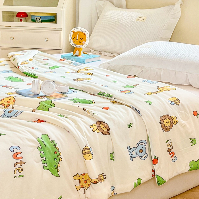 91家纺网 家纺一手货源 找家纺 小叮当家纺仓储工厂店 2025新款A类母婴级宝宝被子豆豆绒牛奶针织棉被子大豆被春秋被秋冬被婴童被夏凉被 牛奶针织被-狮子派对