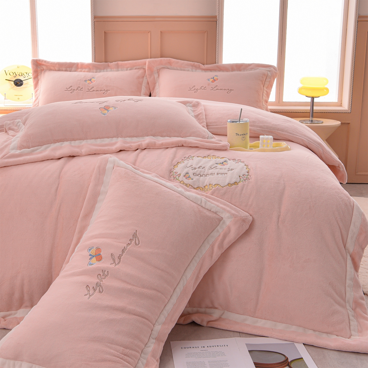 91家纺网 家纺一手货源 找家纺 柔享家（原芷澜家纺） 2025新款A类高克重全消光牛奶绒刺绣四件套系列-蝶恋花 蝶恋花-粉