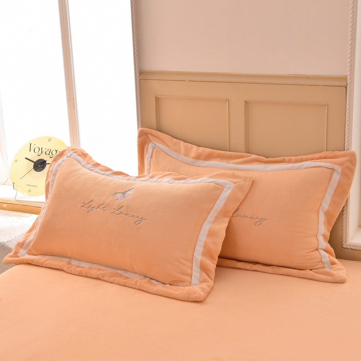 91家纺网 家纺一手货源 找家纺 柔享家（原芷澜家纺） 2025新款A类高克重全消光牛奶绒刺绣四件套系列-蝶恋花 蝶恋花-桔