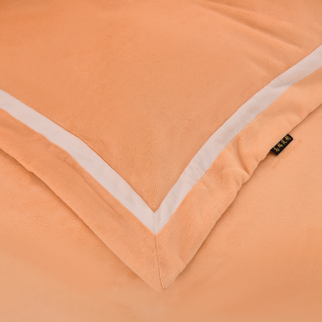 91家纺网 家纺一手货源 找家纺 柔享家（原芷澜家纺） 2025新款A类高克重全消光牛奶绒刺绣四件套系列-蝶恋花 蝶恋花-桔