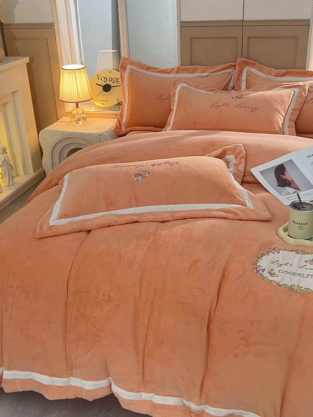 91家纺网 家纺一手货源 找家纺 柔享家（原芷澜家纺） 2025新款A类高克重全消光牛奶绒刺绣四件套系列-蝶恋花 蝶恋花-桔