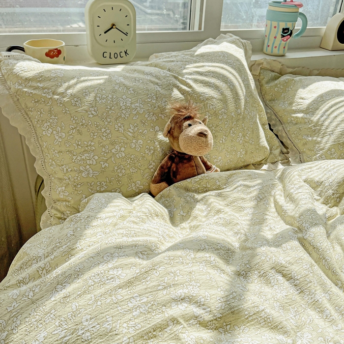 91家纺网 家纺一手货源 找家纺 梦纤绒 2025新款云感木棉皱皱双层纱全棉花边四件套 春晓