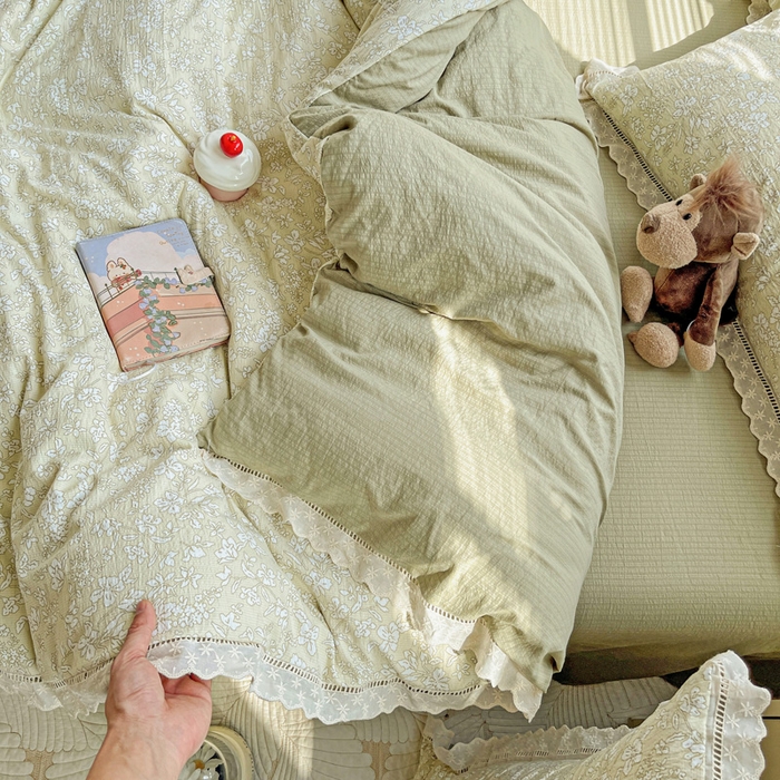 91家纺网 家纺一手货源 找家纺 梦纤绒 2025新款云感木棉皱皱双层纱全棉花边四件套 春晓