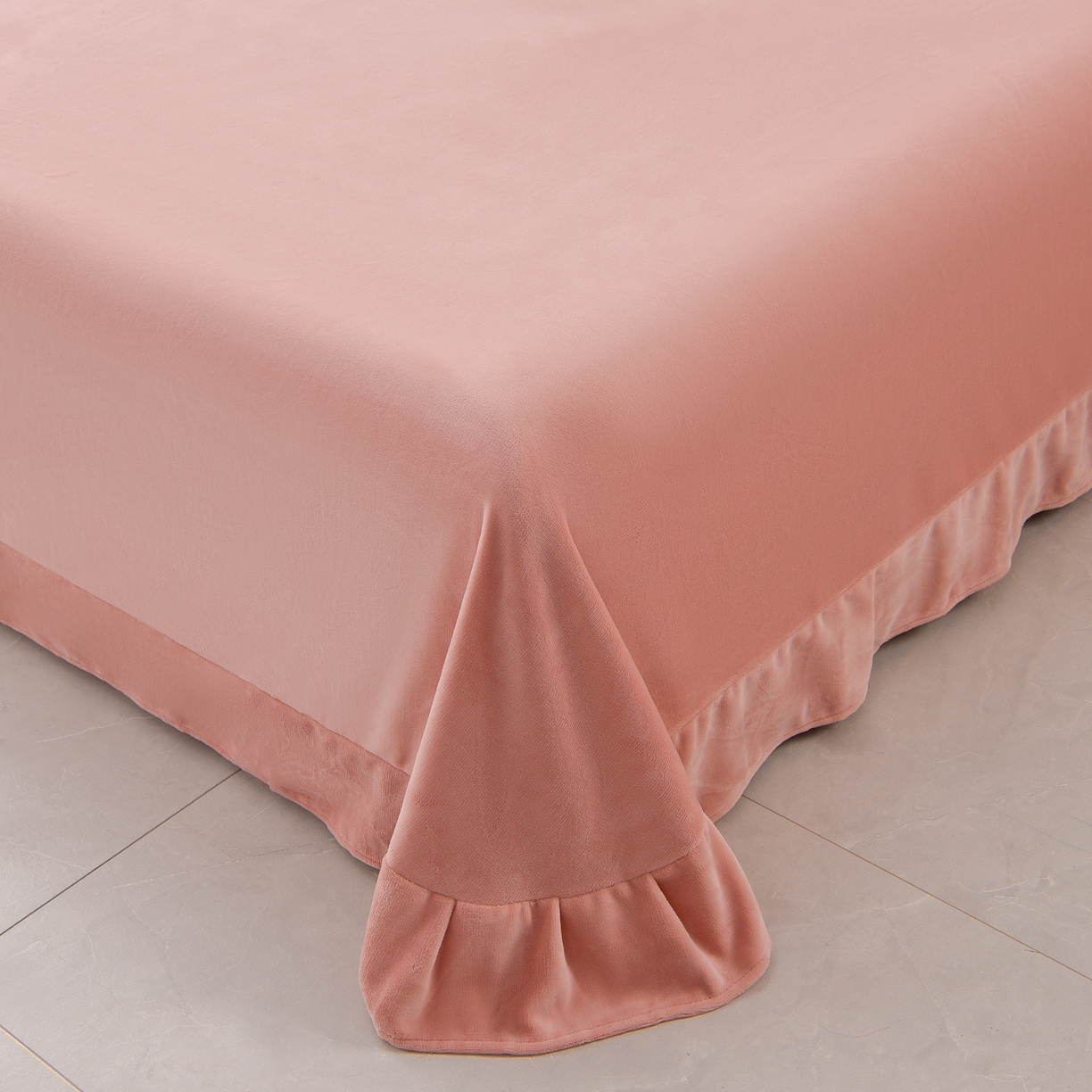 91家纺网 家纺一手货源 找家纺 （总）柔享家（原芷澜家纺） 2025新款A类高克重全消光水貂绒刺绣四件套系列-居里夫人