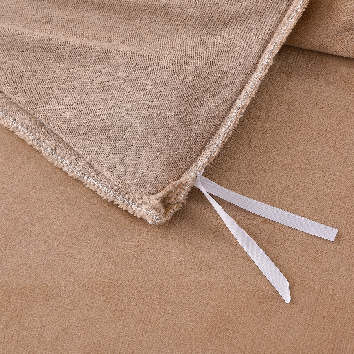 91家纺网 家纺一手货源 找家纺 柔享家（原芷澜家纺） 2025新款A类高克重全消光水貂绒刺绣四件套系列-居里夫人 居里夫人-雾棕色