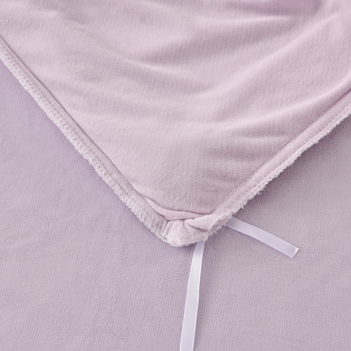 91家纺网 家纺一手货源 找家纺 柔享家（原芷澜家纺） 2025新款A类高克重全消光水貂绒刺绣四件套系列-居里夫人 居里夫人-香芋紫