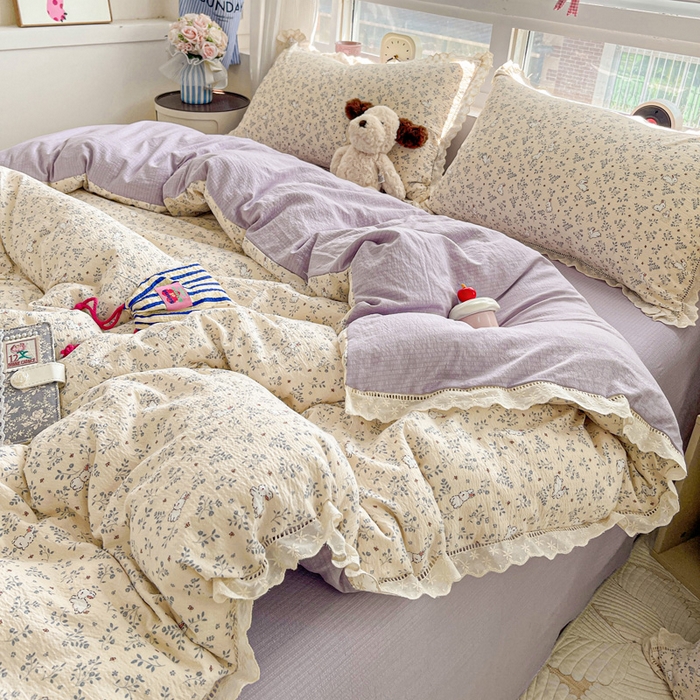 91家纺网 家纺一手货源 找家纺 梦纤绒 2025新款云感木棉皱皱双层纱全棉花边四件套 花园兔