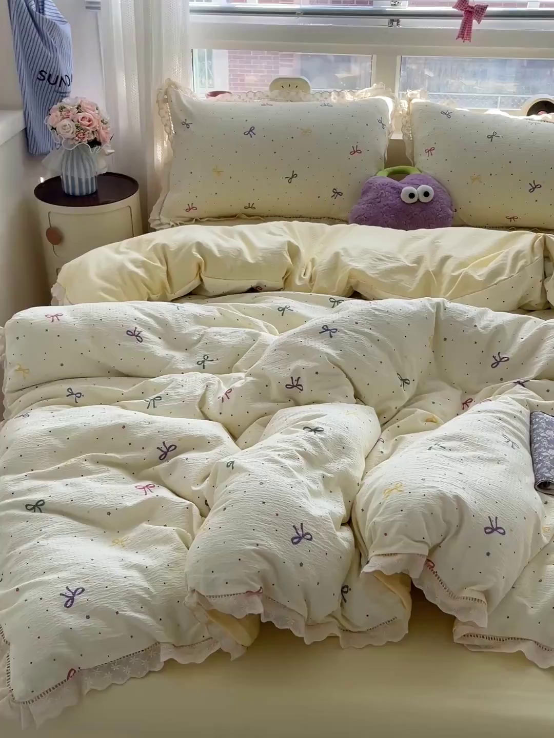 91家纺网 家纺一手货源 找家纺 梦纤绒 2025新款云感木棉皱皱双层纱全棉花边四件套 蜡笔画