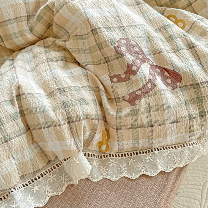 91家纺网 家纺一手货源 找家纺 梦纤绒 2025新款云感木棉皱皱双层纱全棉花边四件套 太妃糖