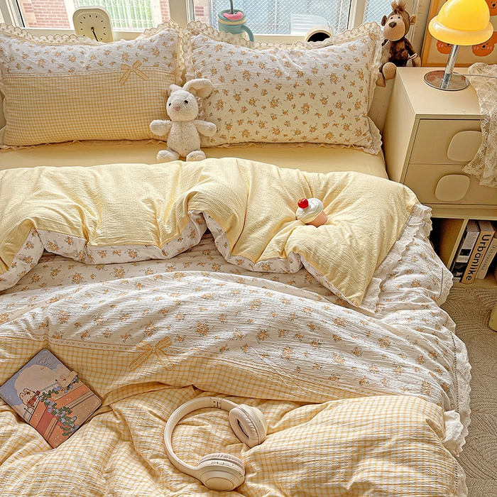 91家纺网 家纺一手货源 找家纺 梦纤绒 2025新款云感木棉皱皱双层纱全棉花边四件套 田园拾趣-黄