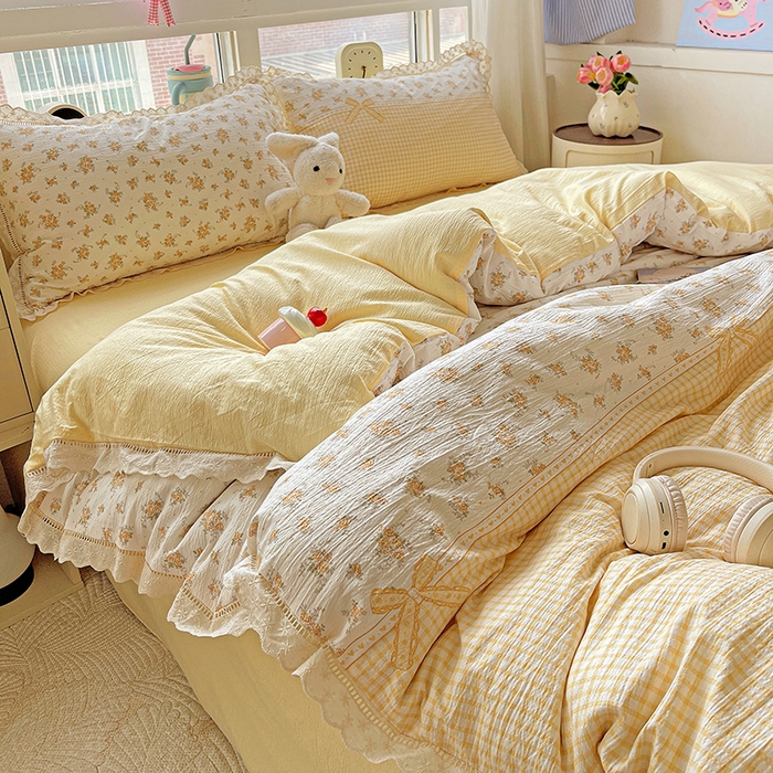 91家纺网 家纺一手货源 找家纺 梦纤绒 2025新款云感木棉皱皱双层纱全棉花边四件套 田园拾趣-黄
