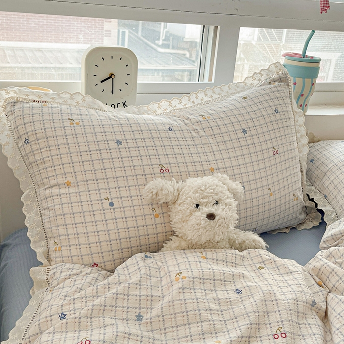 91家纺网 家纺一手货源 找家纺 梦纤绒 2025新款云感木棉皱皱双层纱全棉花边四件套 遇见