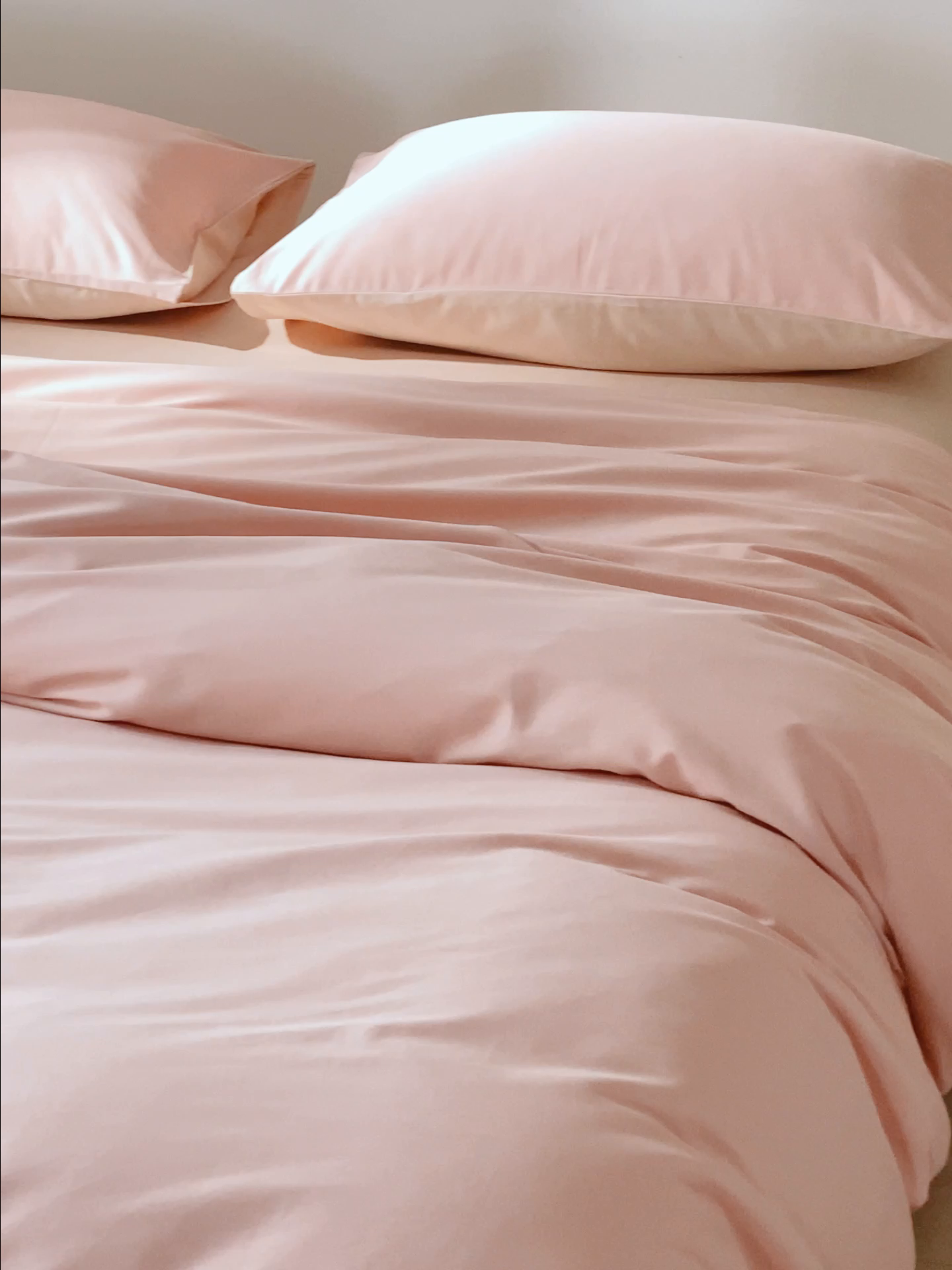 91家纺网 家纺一手货源 找家纺 EH家居 2025新款100S长绒棉小宽边磨毛四件套--云栖系列 蜜桃乳酪