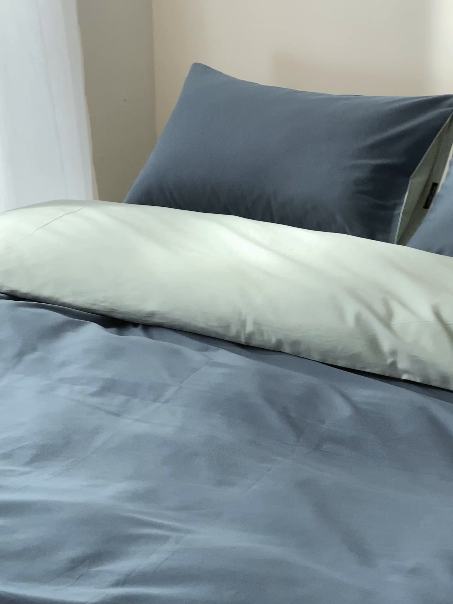 91家纺网 家纺一手货源 找家纺 EH家居 2025新款100S长绒棉小宽边磨毛四件套--云栖系列 深海晴空