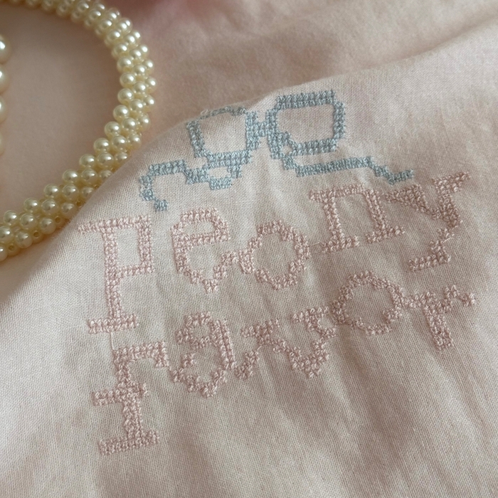 91家纺网 家纺一手货源 找家纺 鹿班家居 2025年秋冬款全棉纯棉皱皱纱精密刺绣四件套-晴野小记系列（标准会员-20元） 晴野小记-粉色