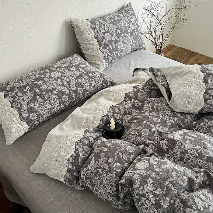 91家纺网 家纺一手货源 找家纺 梦纤绒 2025秋冬新品A类高克重亚麻复古全棉花边侘寂风原麻系列 墨染青筠-灰