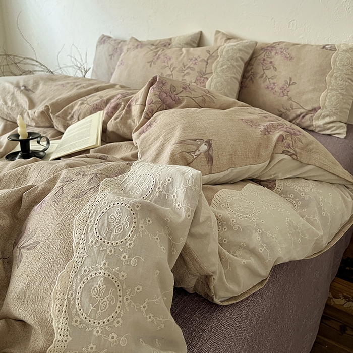 91家纺网 家纺一手货源 找家纺 梦纤绒 2025秋冬新品A类高克重亚麻复古全棉花边侘寂风原麻系列 晚香玉