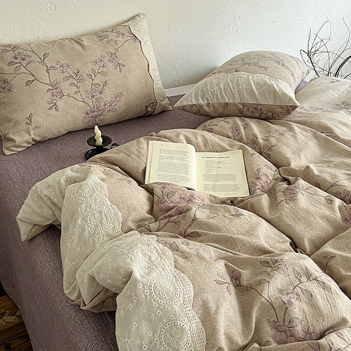 91家纺网 家纺一手货源 找家纺 梦纤绒 2025秋冬新品A类高克重亚麻复古全棉花边侘寂风原麻系列 晚香玉