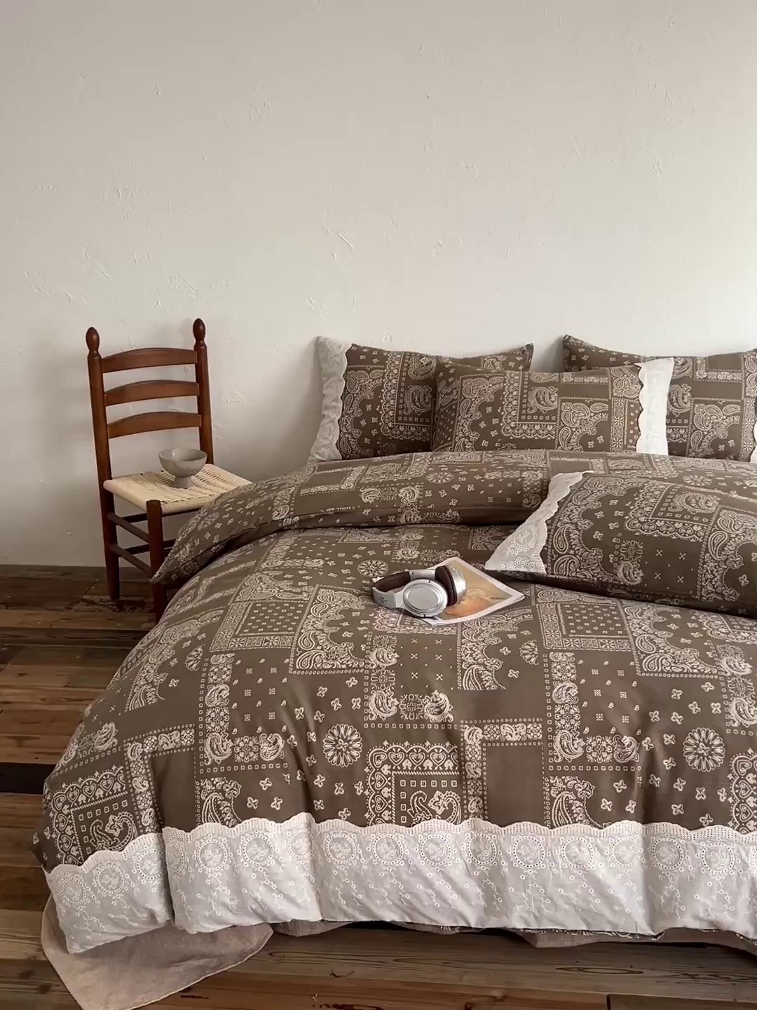 91家纺网 家纺一手货源 找家纺 梦纤绒 2025秋冬新品A类高克重亚麻复古全棉花边侘寂风原麻系列 乌木花园-绿