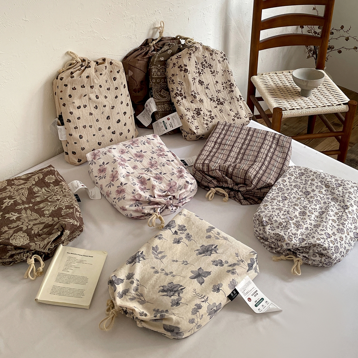 91家纺网 家纺一手货源 找家纺 梦纤绒 2025秋冬新品A类高克重亚麻复古全棉花边侘寂风原麻系列 包装袋图（仅展示）