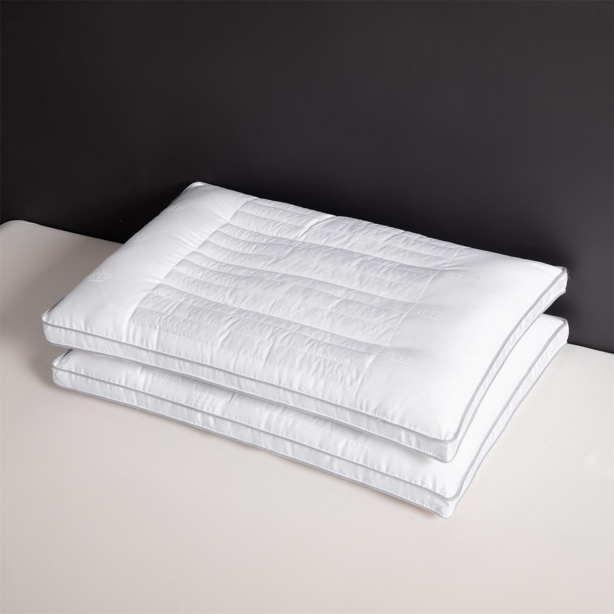 91家纺网 家纺一手货源 找家纺 （总）麦肯锡 2025新款皇冠蚕丝决明子枕枕头枕芯