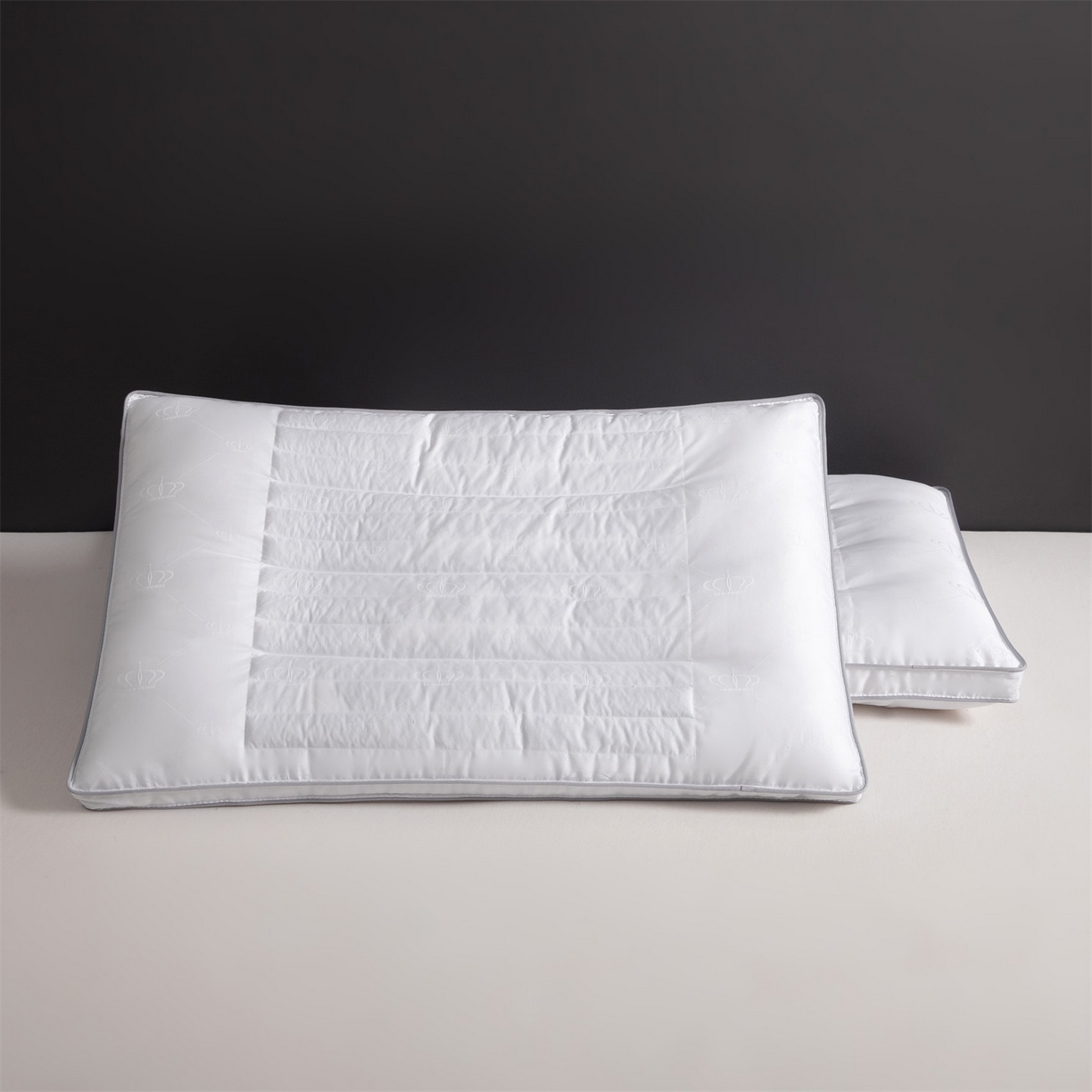 91家纺网 家纺一手货源 找家纺 （总）麦肯锡 2025新款皇冠蚕丝决明子枕枕头枕芯