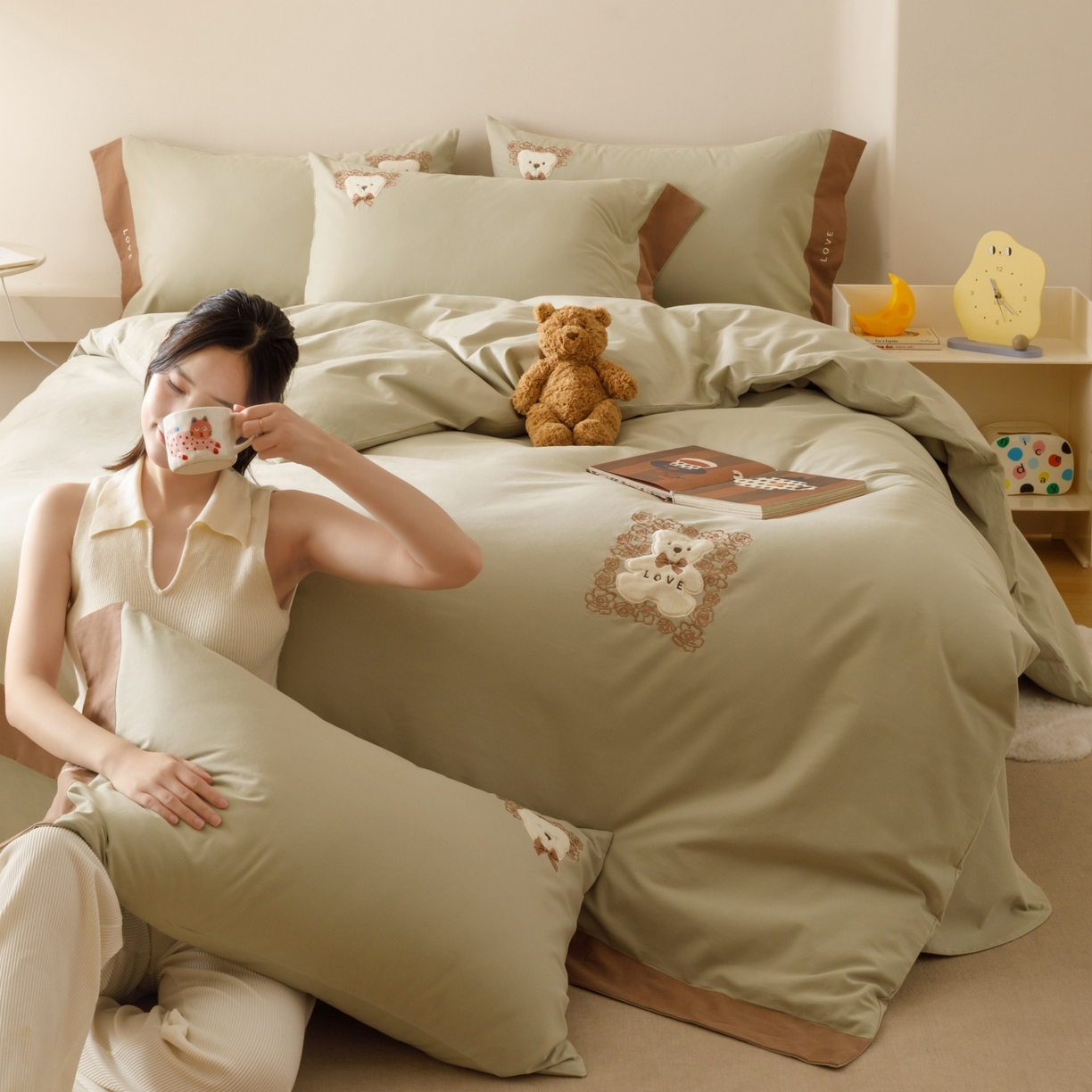 （总）艾莱家纺 2025新款A类新疆长绒棉纯棉加厚柔顺磨毛贴布绣四件套-奶芙