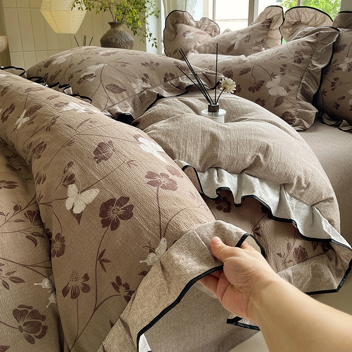 91家纺网 家纺一手货源 找家纺 宝士康家纺 2025新款原麻荷叶边四件套 秋风落叶