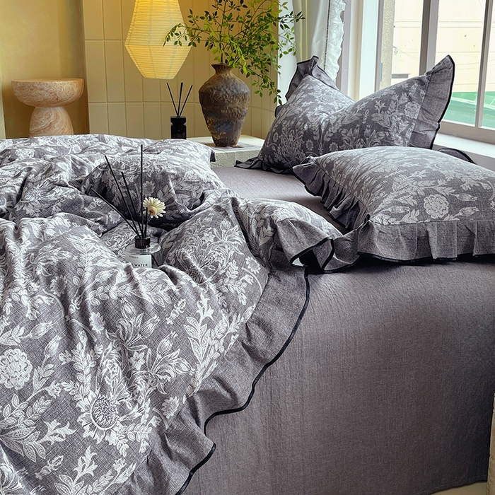 91家纺网 家纺一手货源 找家纺 宝士康家纺 2025新款原麻荷叶边四件套 人间草木