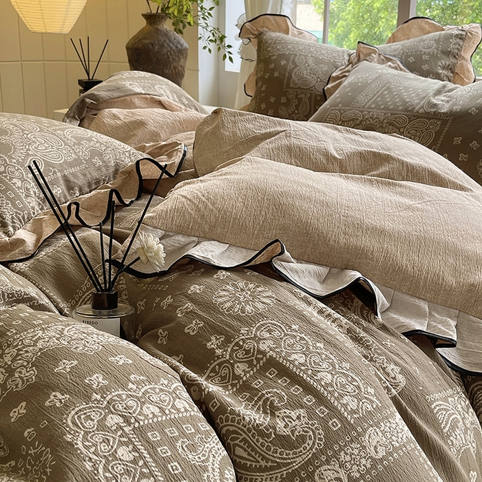 91家纺网 家纺一手货源 找家纺 宝士康家纺 2025新款原麻荷叶边四件套 墨染芳华