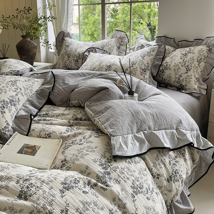 91家纺网 家纺一手货源 找家纺 宝士康家纺 2025新款原麻荷叶边四件套 灰色空间