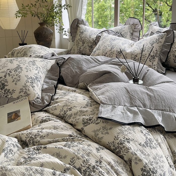 91家纺网 家纺一手货源 找家纺 宝士康家纺 2025新款原麻荷叶边四件套 灰色空间