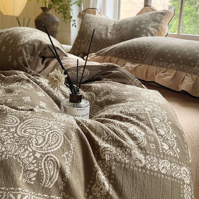 91家纺网 家纺一手货源 找家纺 宝士康家纺 2025新款原麻荷叶边四件套 墨染芳华