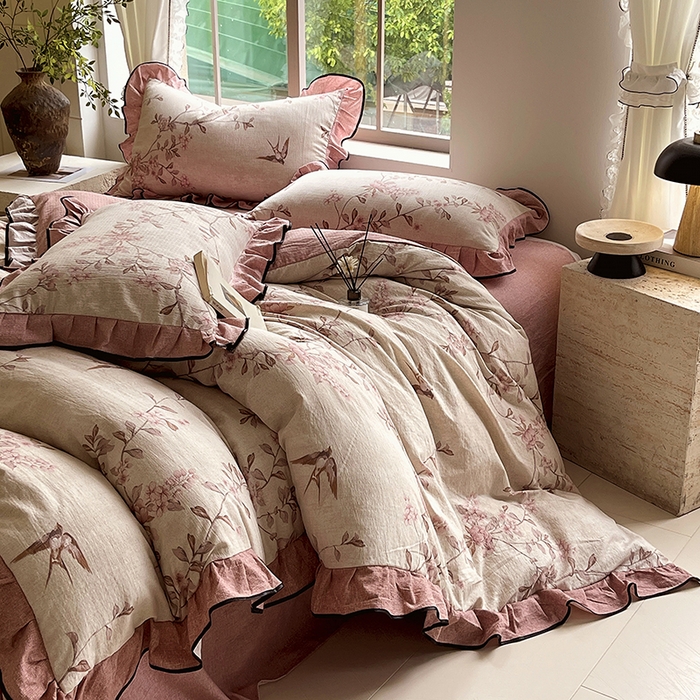 91家纺网 家纺一手货源 找家纺 宝士康家纺 2025新款原麻荷叶边四件套 雁南飞