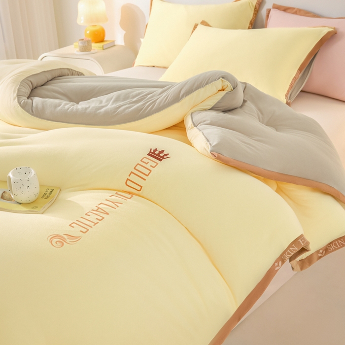 91家纺网 家纺一手货源 找家纺 宝士康家纺 2025新品10A抗菌金乳丝春秋被/冬被/跨境外贸 金乳丝-米色