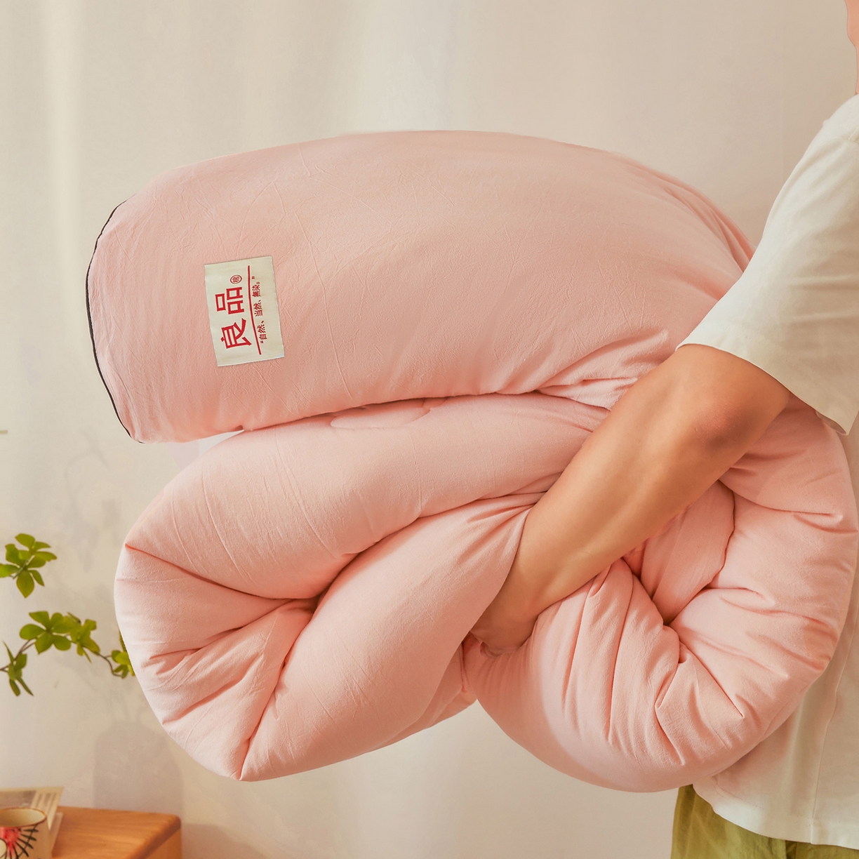 91家纺网 家纺一手货源 找家纺 熙宴家纺 2025新款水洗棉嵌绳款100%新疆棉花被 粉玉