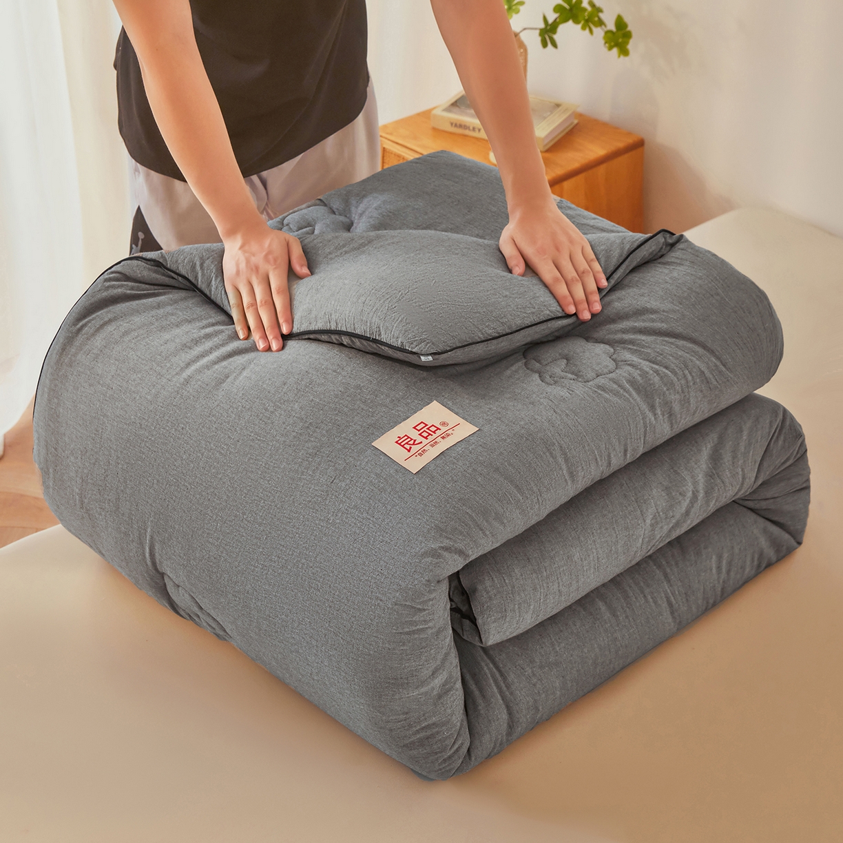 91家纺网 家纺一手货源 找家纺 熙宴家纺 2025新款水洗棉嵌绳款100%新疆棉花被 石灰