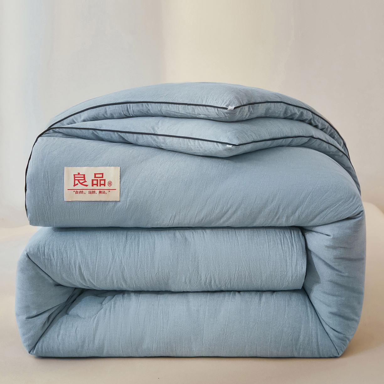 91家纺网 家纺一手货源 找家纺 熙宴家纺 2025新款水洗棉嵌绳款100%新疆棉花被 雾蓝