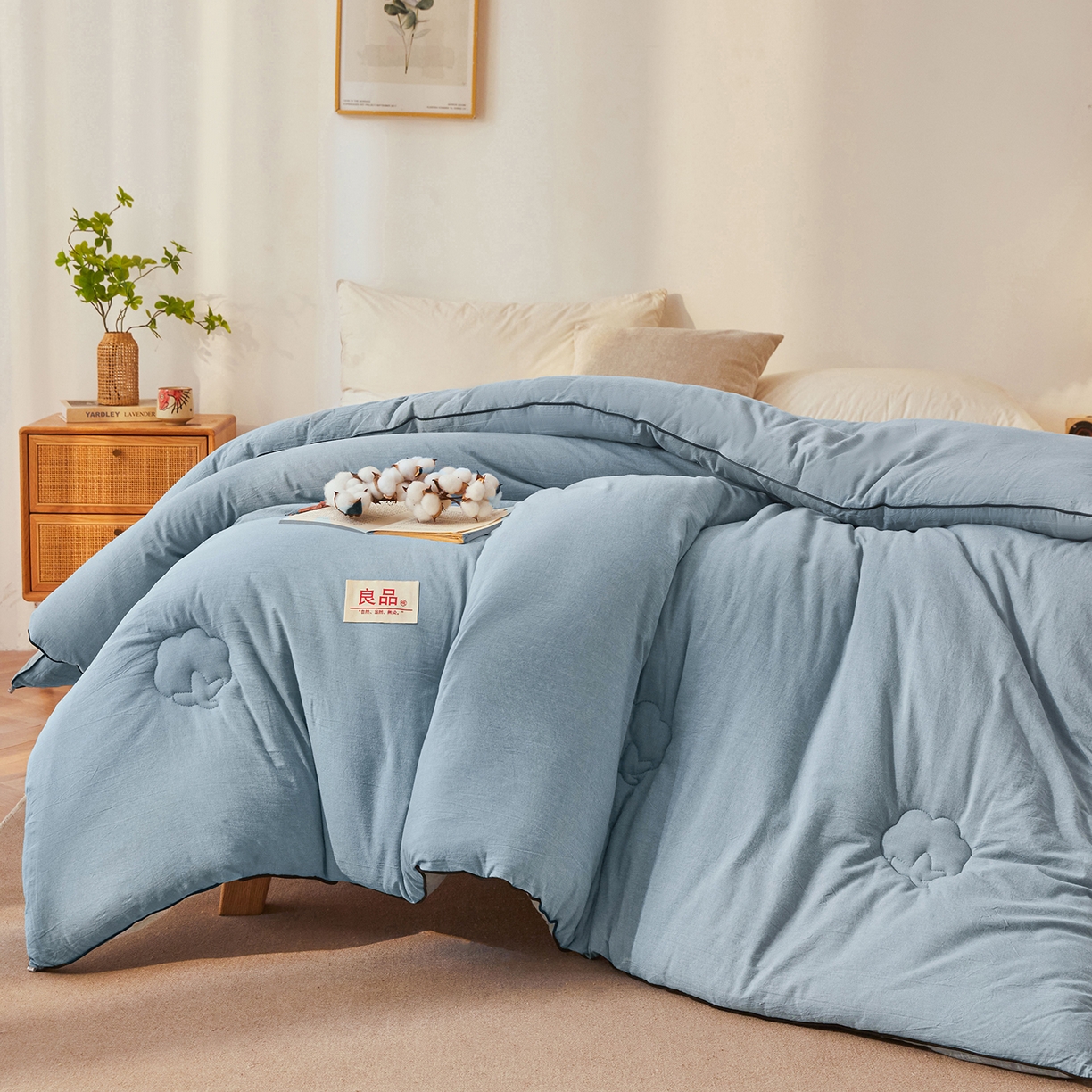 91家纺网 家纺一手货源 找家纺 熙宴家纺 2025新款水洗棉嵌绳款100%新疆棉花被 雾蓝