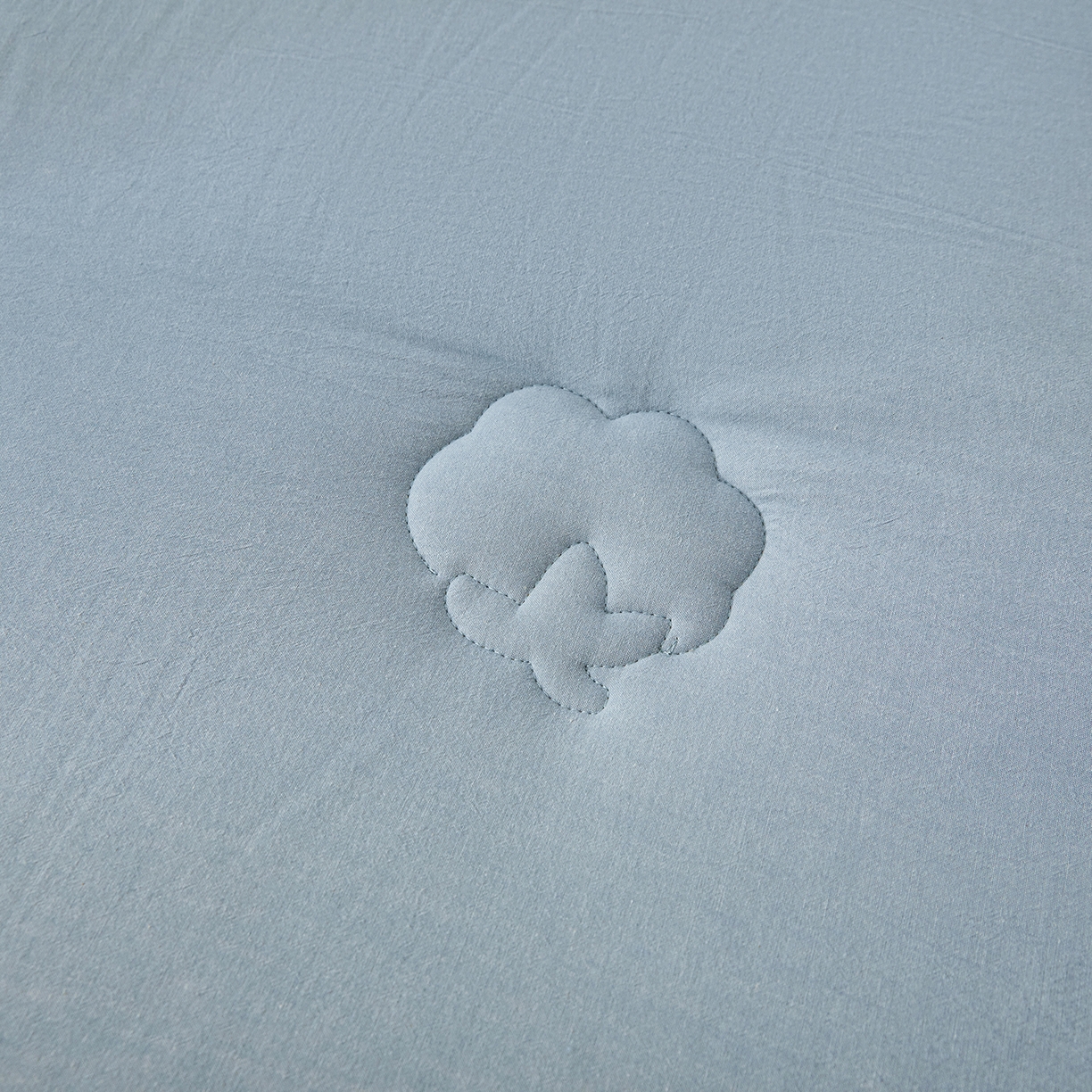 91家纺网 家纺一手货源 找家纺 熙宴家纺 2025新款水洗棉嵌绳款100%新疆棉花被 雾蓝