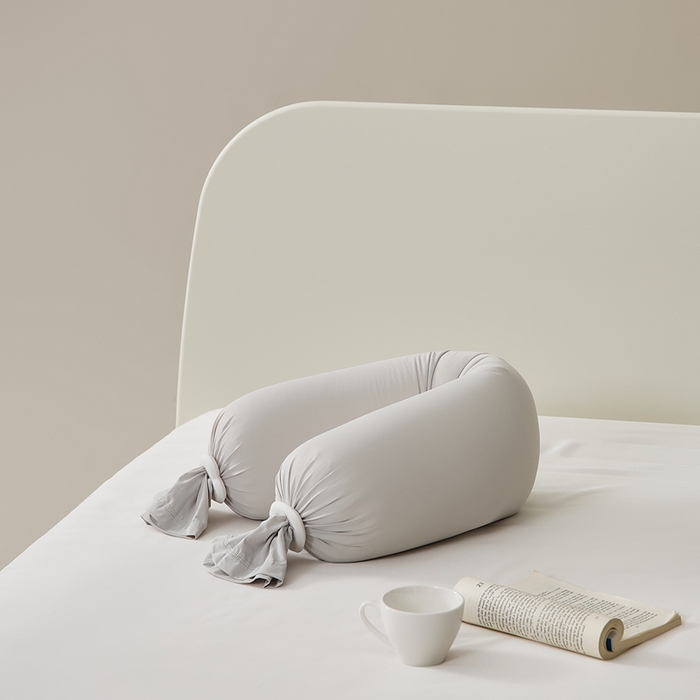 91家纺网 家纺一手货源 找家纺 境月枕芯坊 2025新款亲肤舒适简约纯色糖果枕头枕芯 素灰