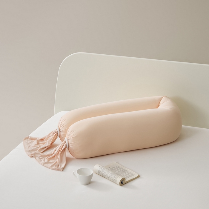 91家纺网 家纺一手货源 找家纺 境月枕芯坊 2025新款亲肤舒适简约纯色糖果枕头枕芯 玉粉