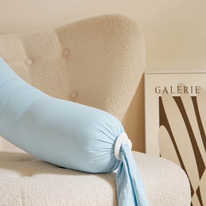 91家纺网 家纺一手货源 找家纺 境月枕芯坊 2025新款亲肤舒适简约纯色糖果枕头枕芯 碧蓝