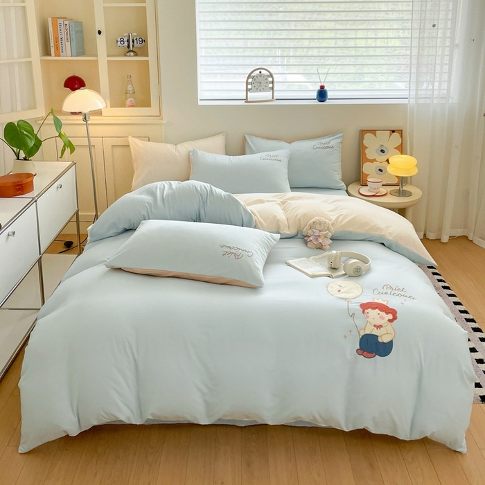 91家纺网 家纺一手货源 找家纺 麦空家居 2025新款抗菌水洗皱棉贴布绣四件套学生三件套-糖果梦 小王子-天空兰