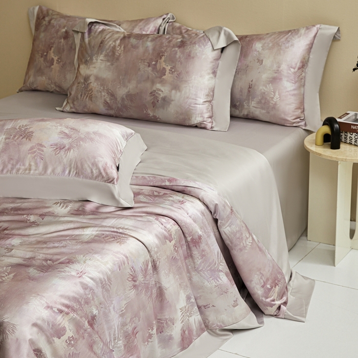 91家纺网 家纺一手货源 找家纺 麦空家居 2025新款水洗贡缎印花四件套系列-半夏(高端礼盒) 烟粉絮