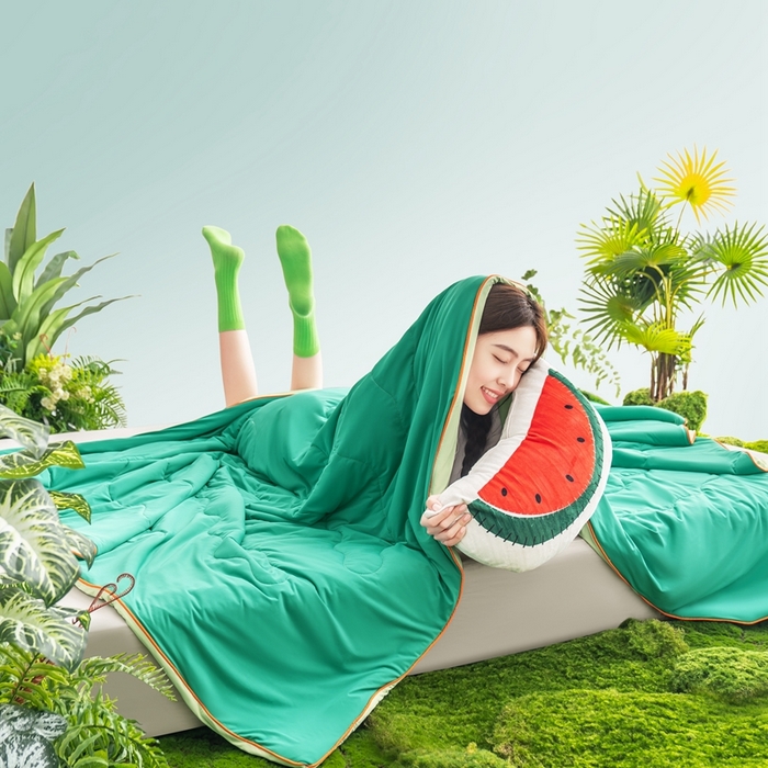 91家纺网 家纺一手货源 找家纺 麦空家居 2025新款A类氨纶凉感丝西瓜抗菌空调被夏被 西瓜绿